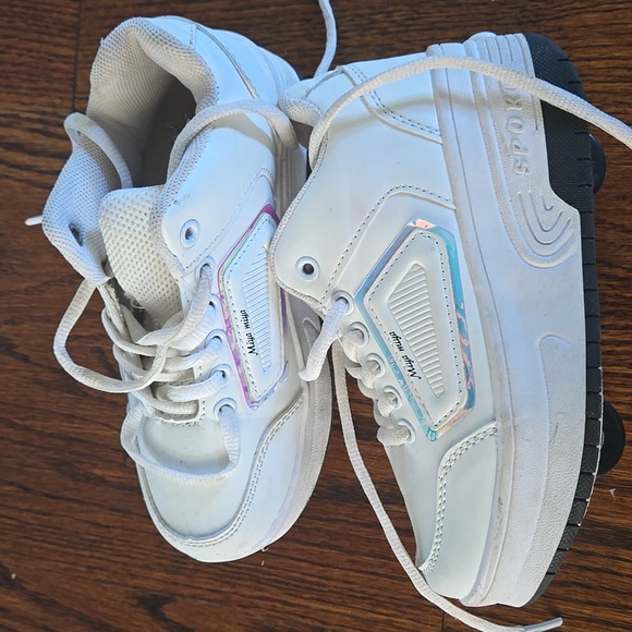 White Kids Roller Skate Sneakers - Picture 1 of 1